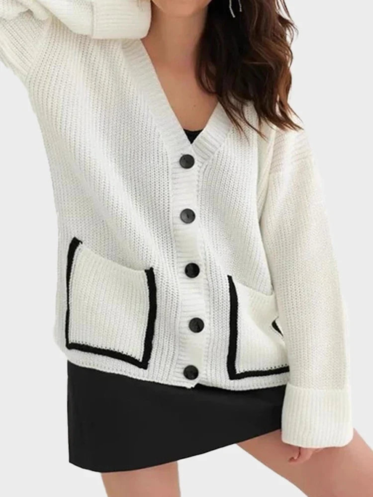 V-neck pocket contrast knit cardigan